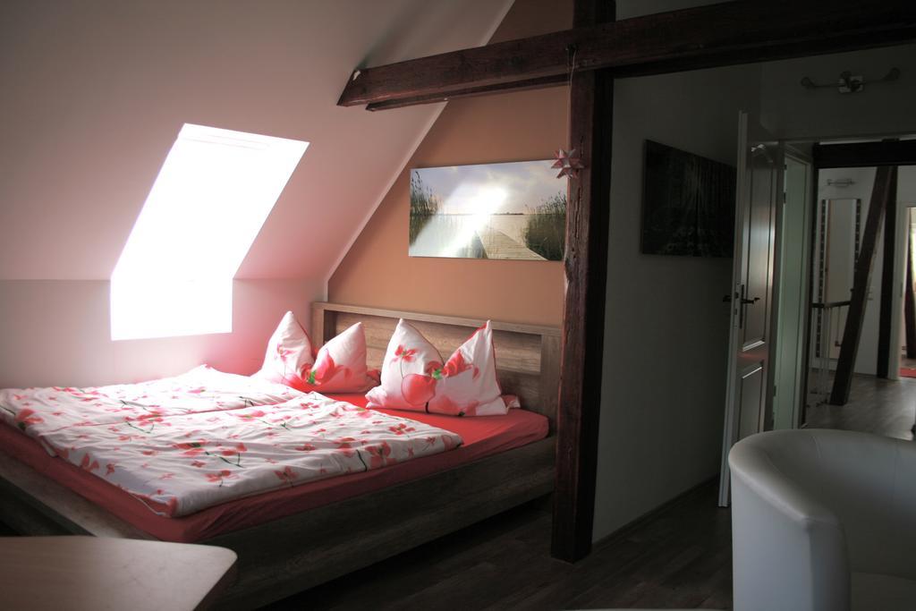 Ferienwohnung Am Kurpark Bad Nenndorf Szoba fotó