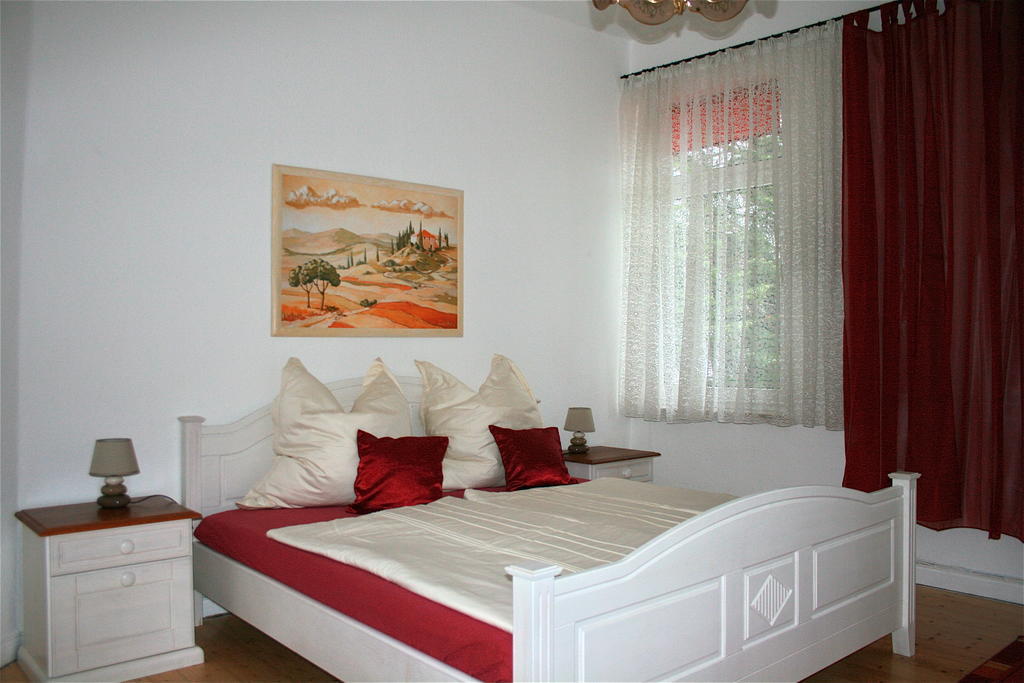 Ferienwohnung Am Kurpark Bad Nenndorf Szoba fotó
